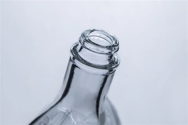 Wholesale 700ml Rum Bottle Cork